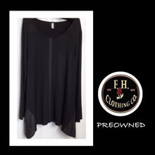 Load image into Gallery viewer, PO ~ FAT HAT TOP