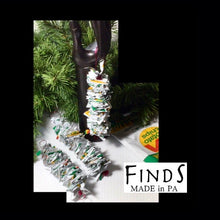 Load image into Gallery viewer, FINDS Ornament GWY