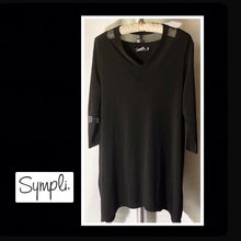 Load image into Gallery viewer, SYMPLI V NECK TUNIC….MESH