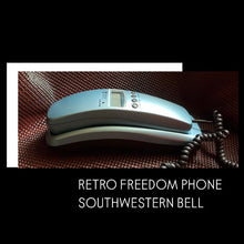 Load image into Gallery viewer, RETRO SOUTHWESTERN BELL FREEDOM PHONE FM2552RT turquoise blue