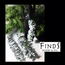 Load image into Gallery viewer, FINDS Ornament GWPC