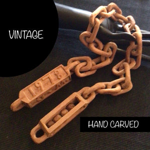 VINTAGE HAND CARVED in PA. CHAIN