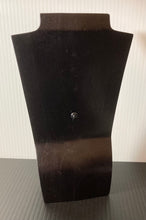 Load image into Gallery viewer, WOOD NECK FORM ..MEDIUM - MS