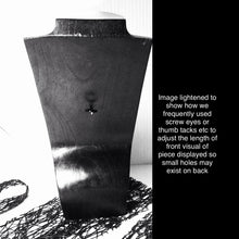 Load image into Gallery viewer, WOOD NECK FORM ..MEDIUM - MM