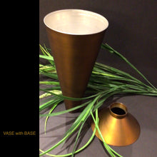 Load image into Gallery viewer, BABETTE HOLLAND VESSEL ~ RET