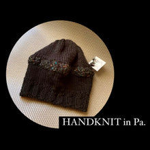 Load image into Gallery viewer, K1P2 handknit hat - 214
