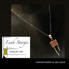 Load image into Gallery viewer, LEAH STURGIS JEWELRY ART NECKLACE

