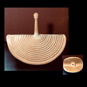 TERRACOTTA NECK FORM DISPLAY