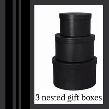 Load image into Gallery viewer, ETs. .BLACK NESTED GIFT BOXES SET OF 3
