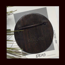 Load image into Gallery viewer, NATURE BIJOUX wood pin
