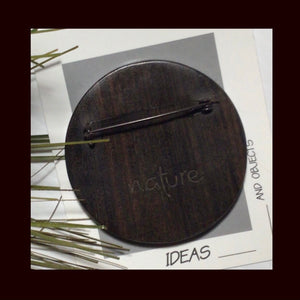 NATURE BIJOUX wood pin