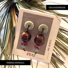 Load image into Gallery viewer, Teresa Goodall Post Earring 29A
