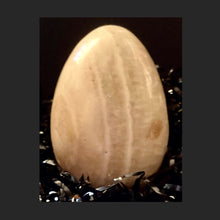 Load image into Gallery viewer, VINTAGE HANDMADE SOLID “marble” EGG

