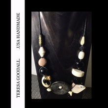 Load image into Gallery viewer, Teresa Goodall  Necklace - AGATHA - C
