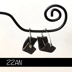 ZZAN  EARRINGS SD. silver